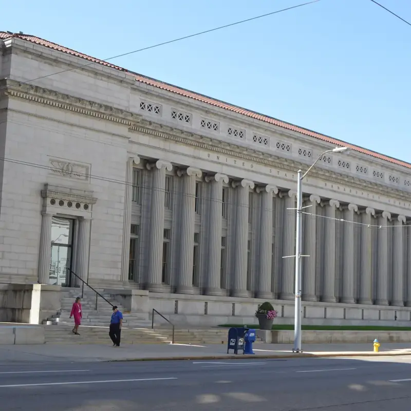 Chapter 7 vs Chapter 13: Which One You Actually Qualify For — Dayton bankruptcy courthouse